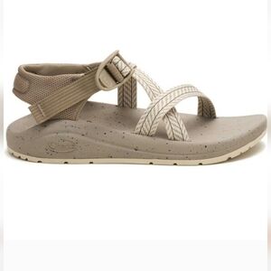 Chaco Women's CushZ Extra Cushioned Sandal Frond Dark Vanilla US 6